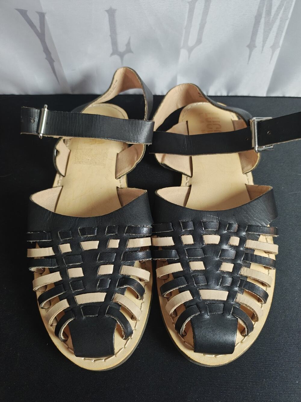 Lucca Lane Women's 8 Hope Sandals Black Tan Leather New Blemishes